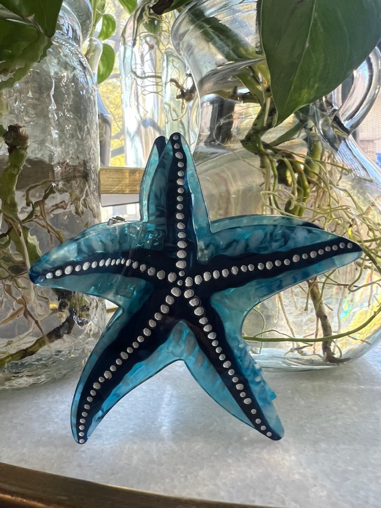 - Starfish Claw Clip